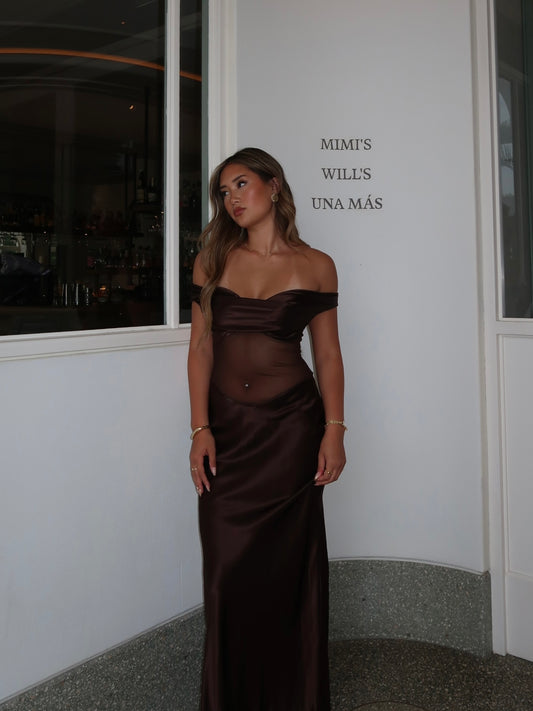 Gwyneth Gown, Espresso