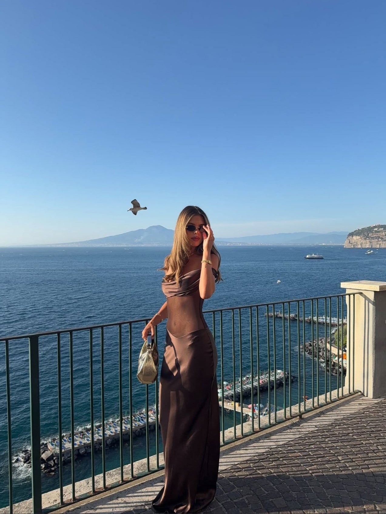 Gwyneth Gown, Espresso